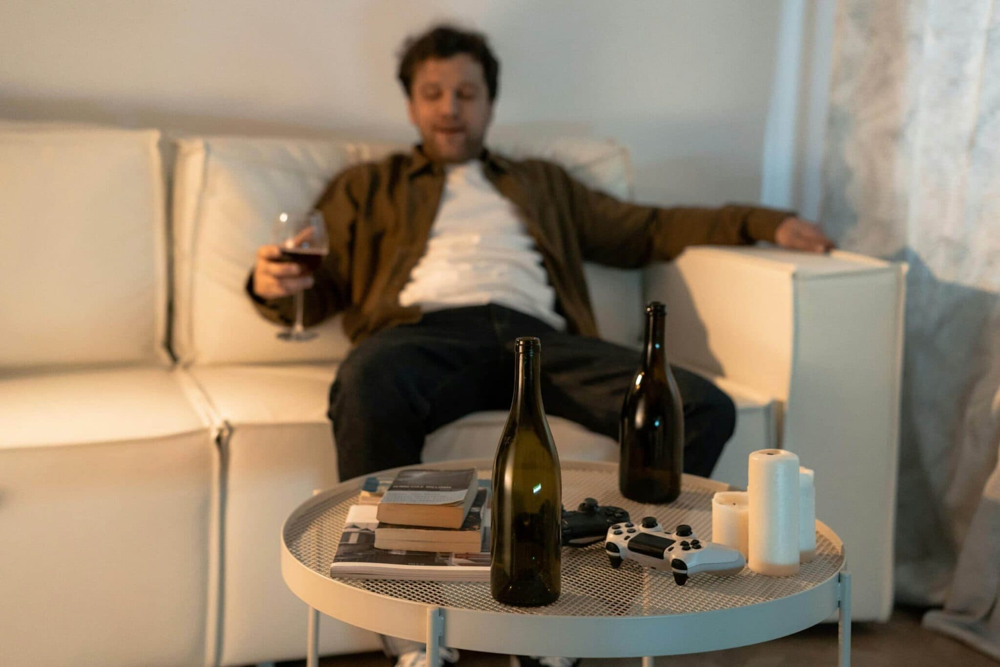 La compleja relación entre el alcohol y la depresión
