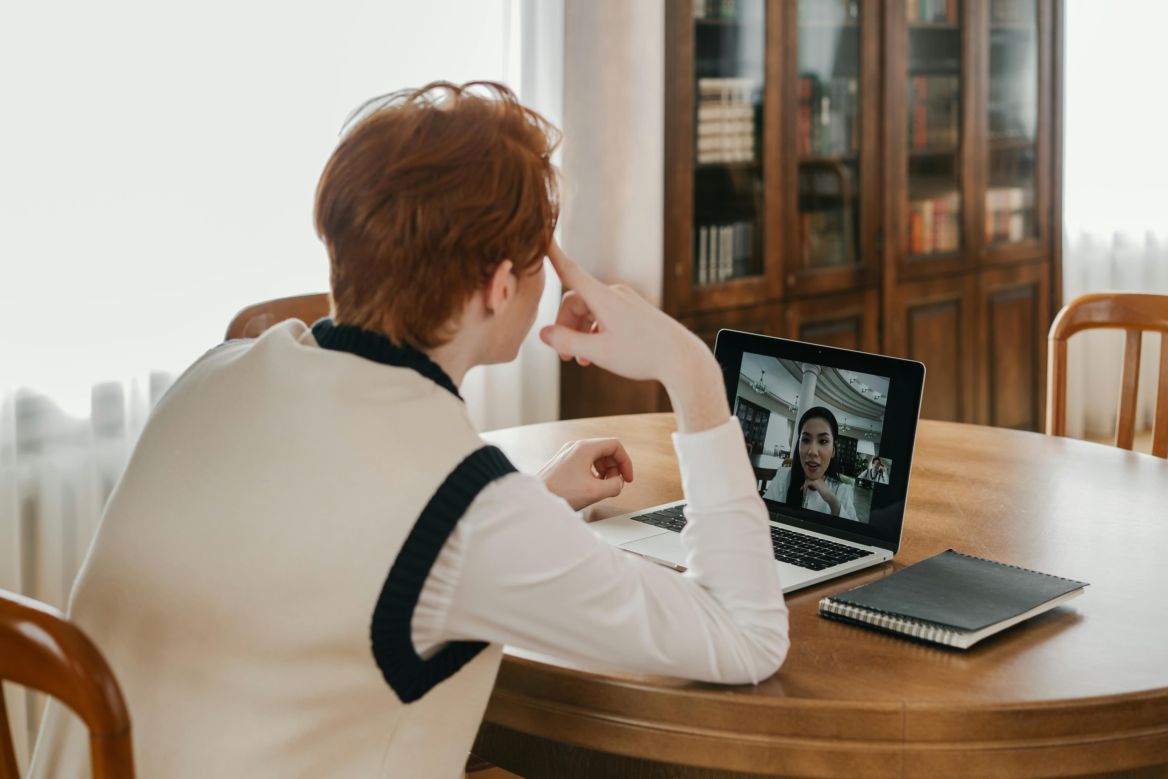 LCSWs: Expert Support for Depression Management