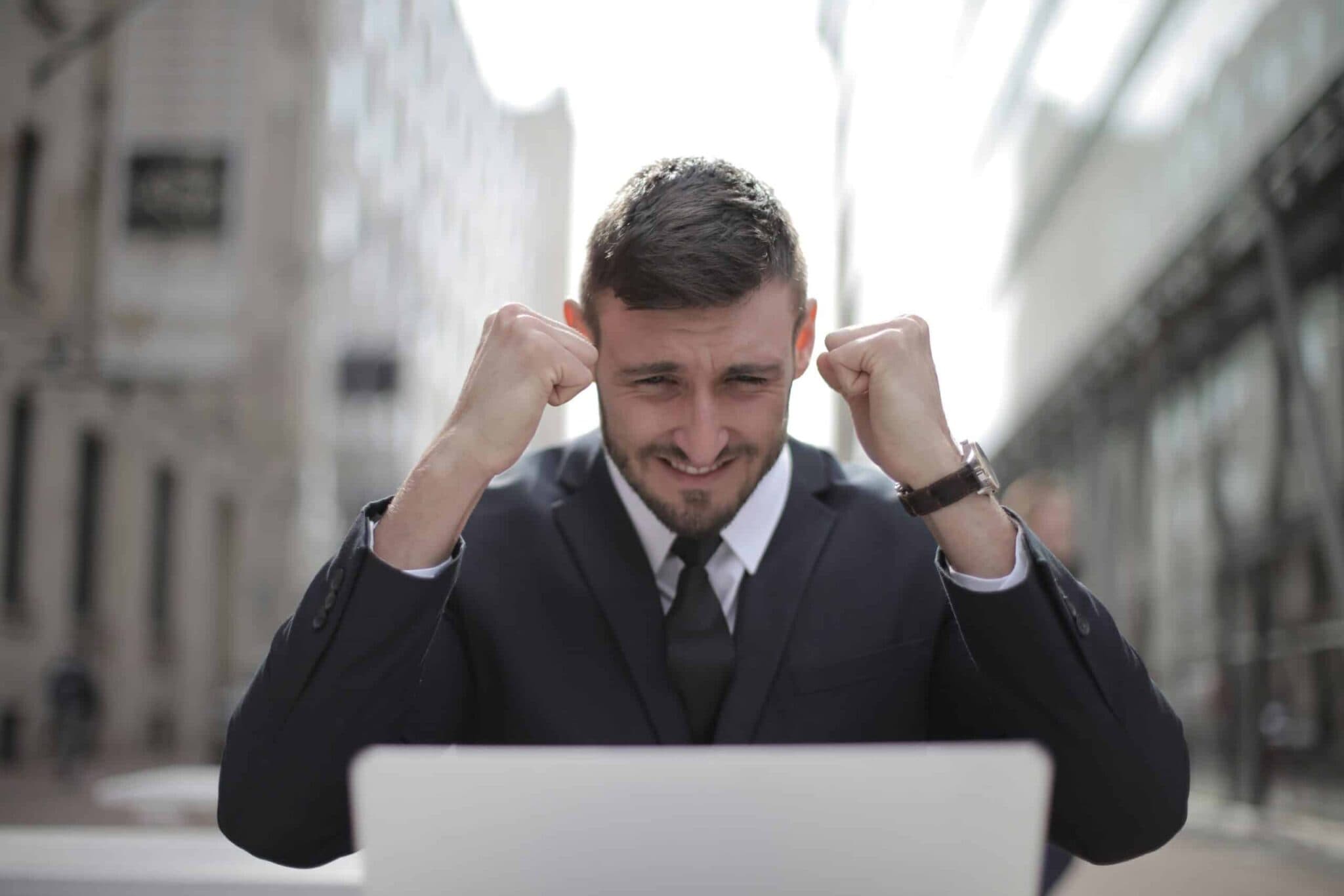 El poder de la determinación: Equilibrar la persistencia para el éxito