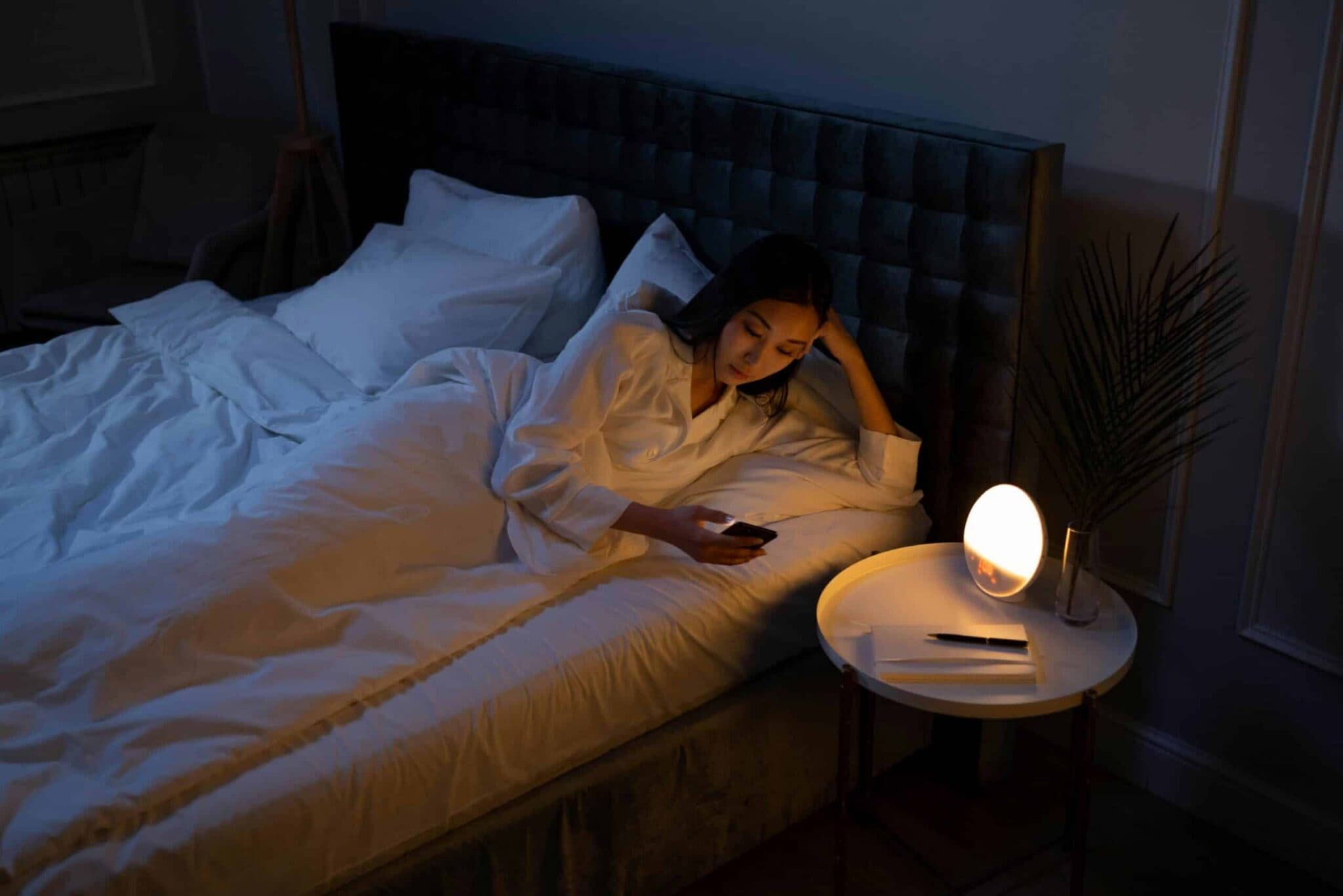 Terapia con luz de espectro total: guía para el tratamiento del TAE