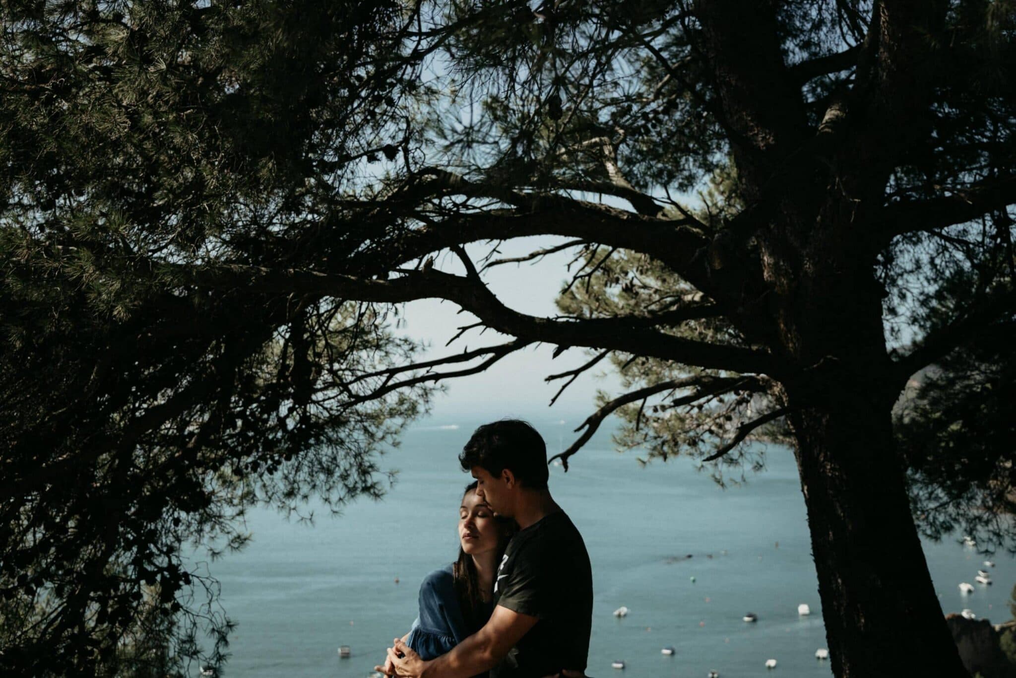 Attachment Styles in Adults: Why You Love the Way You Do
