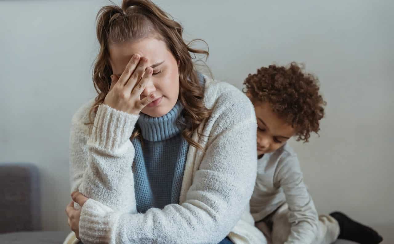 Mom Guilt’s Real Psychological Roots Beyond Culture