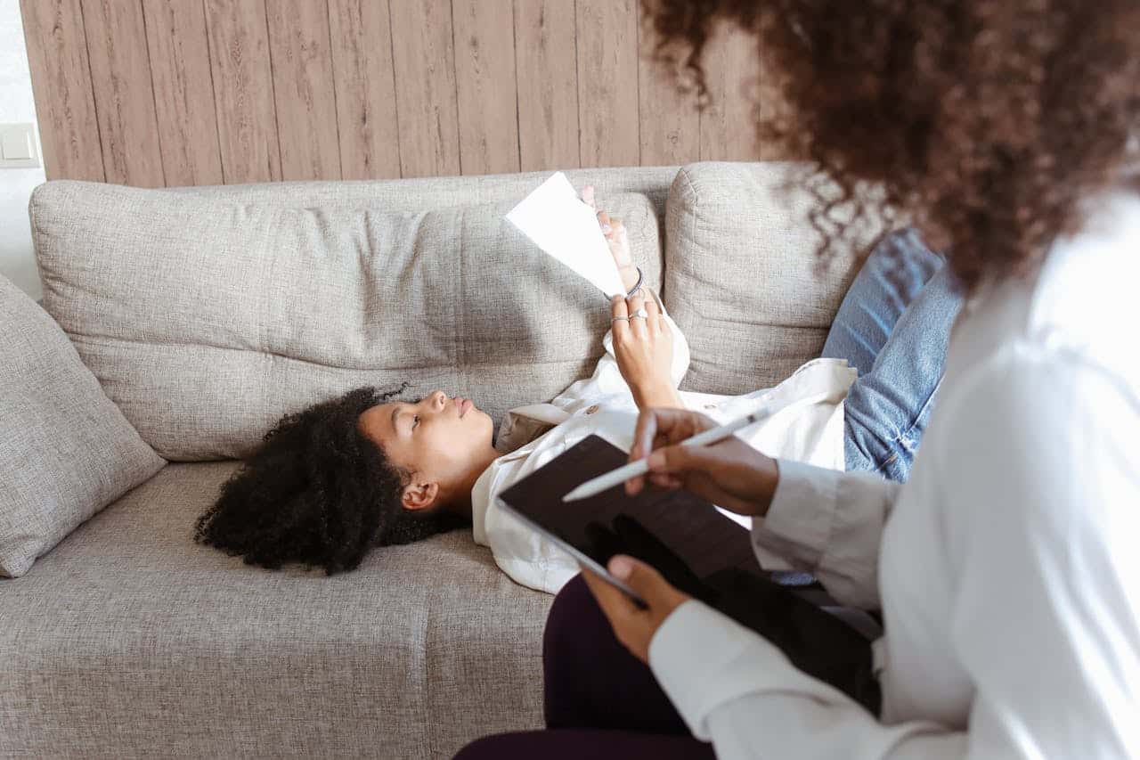 La terapia narrativa reescribe tu historia de salud mental