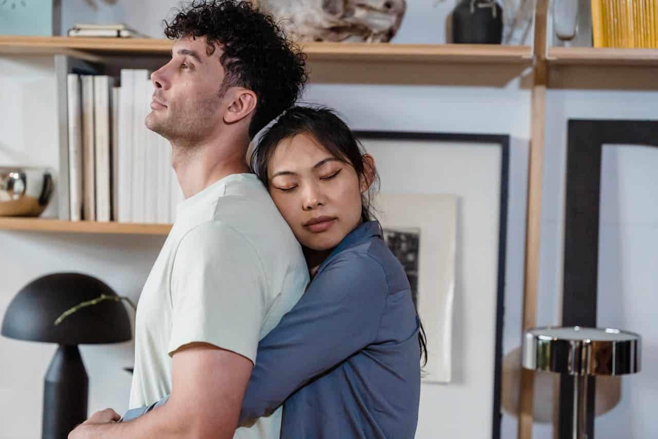 El baile entre la ansiedad y la evasión: por qué los opuestos se atraen y se hacen daño