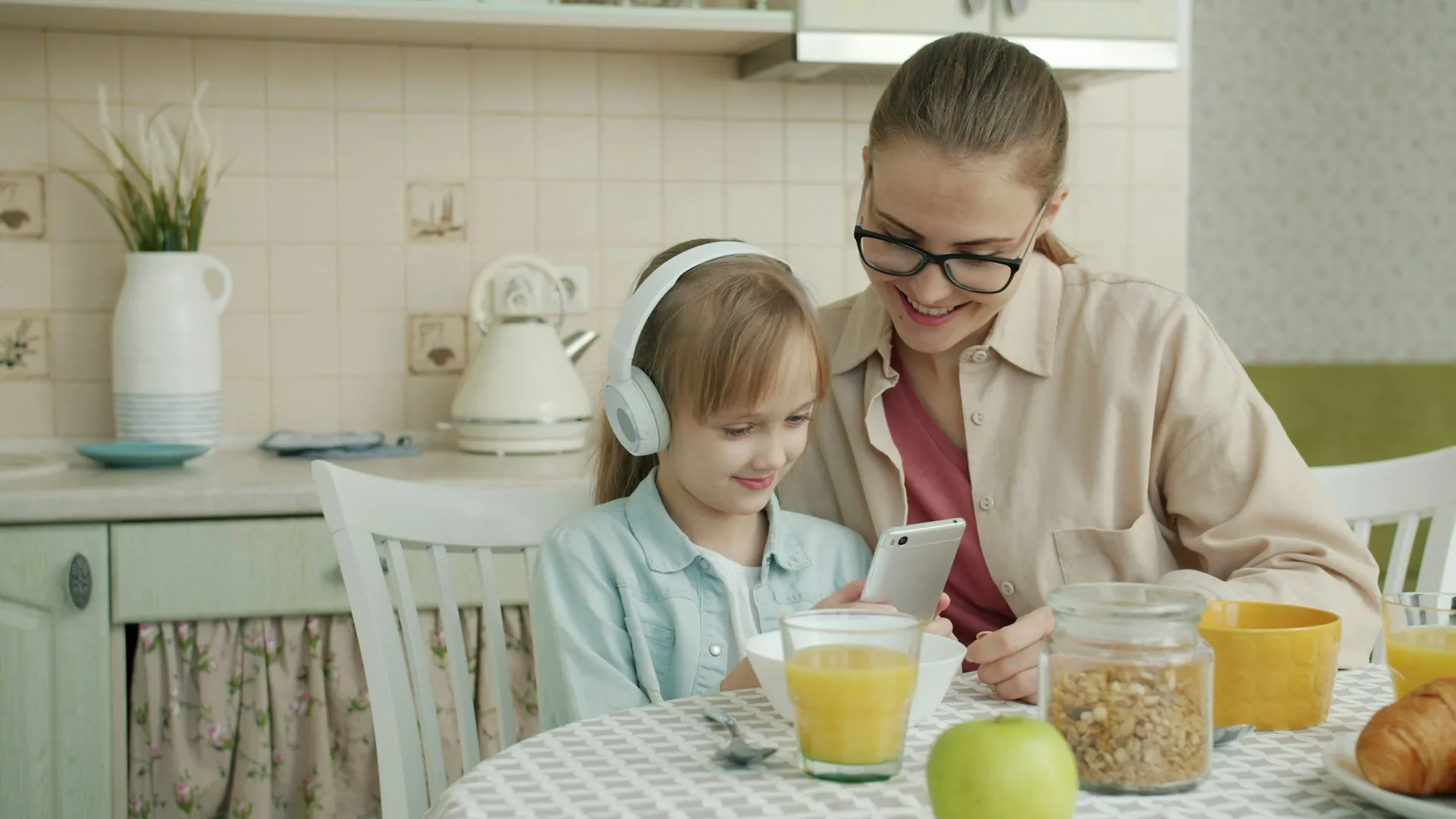 The Real Cost of Translating for Your Parents as a Child