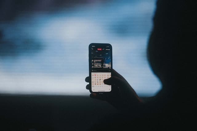 Navegar por los peligros digitales: Cómo proteger tu bienestar en línea