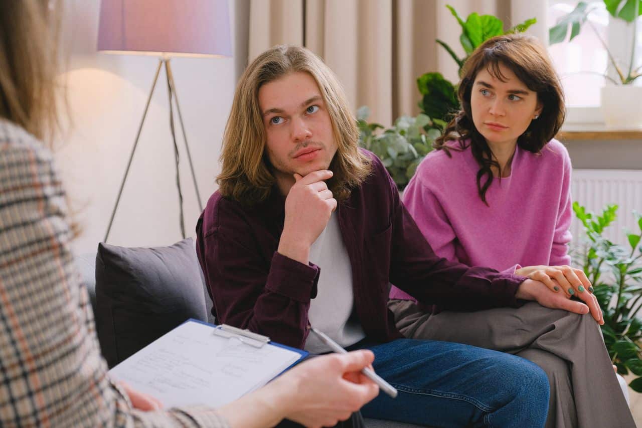 What Couples Therapy Looks Like After a Late Autism Diagnosis
