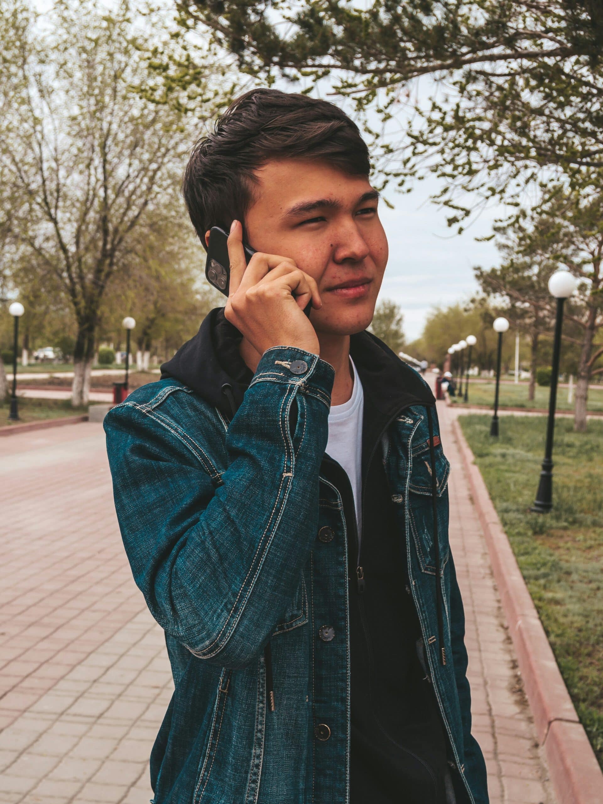 988 Lifeline: Dos años transformando el apoyo a la salud mental