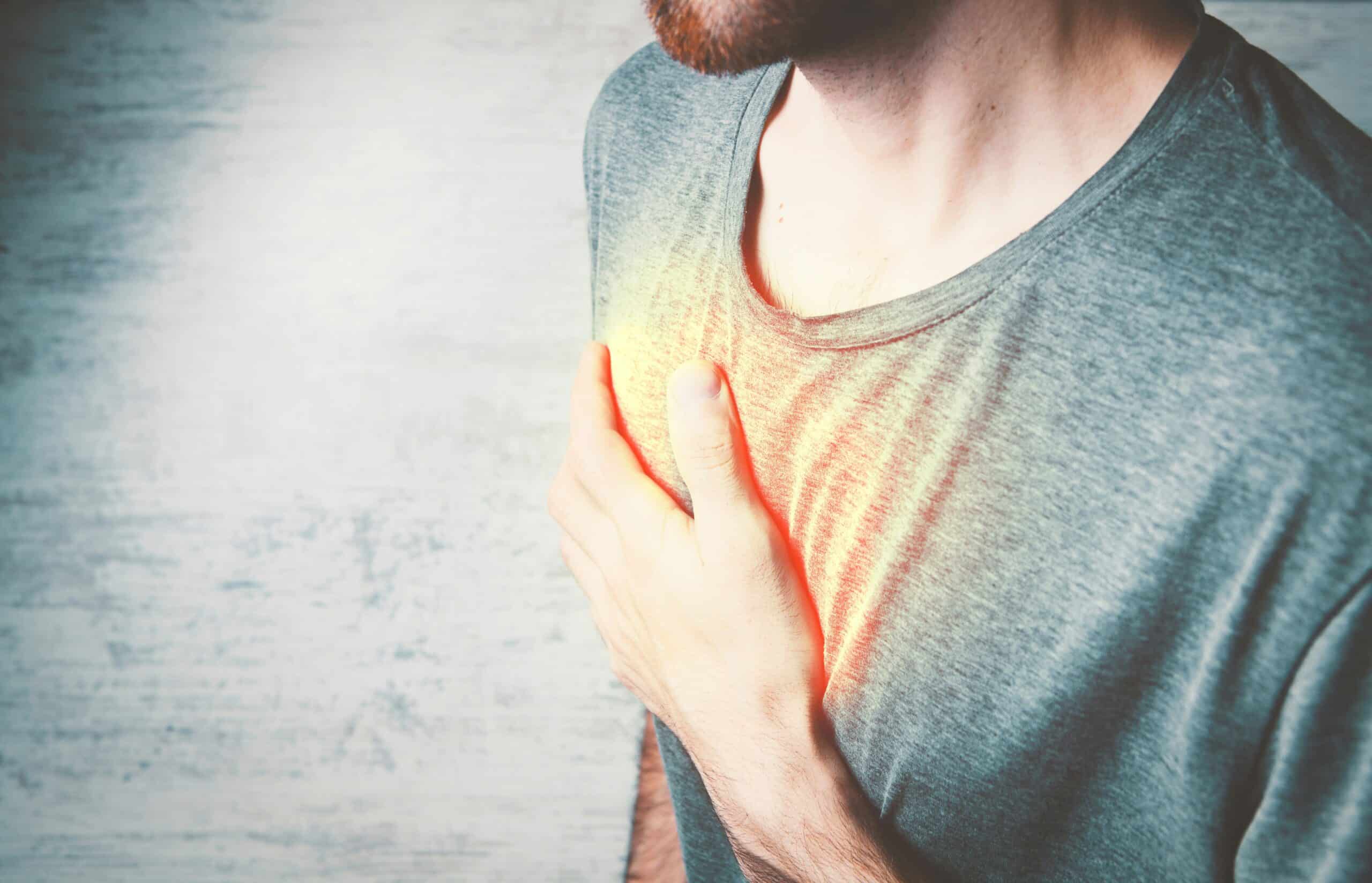Dolor en el pecho por ansiedad: ¿qué hacer cuando sientes opresión torácica?