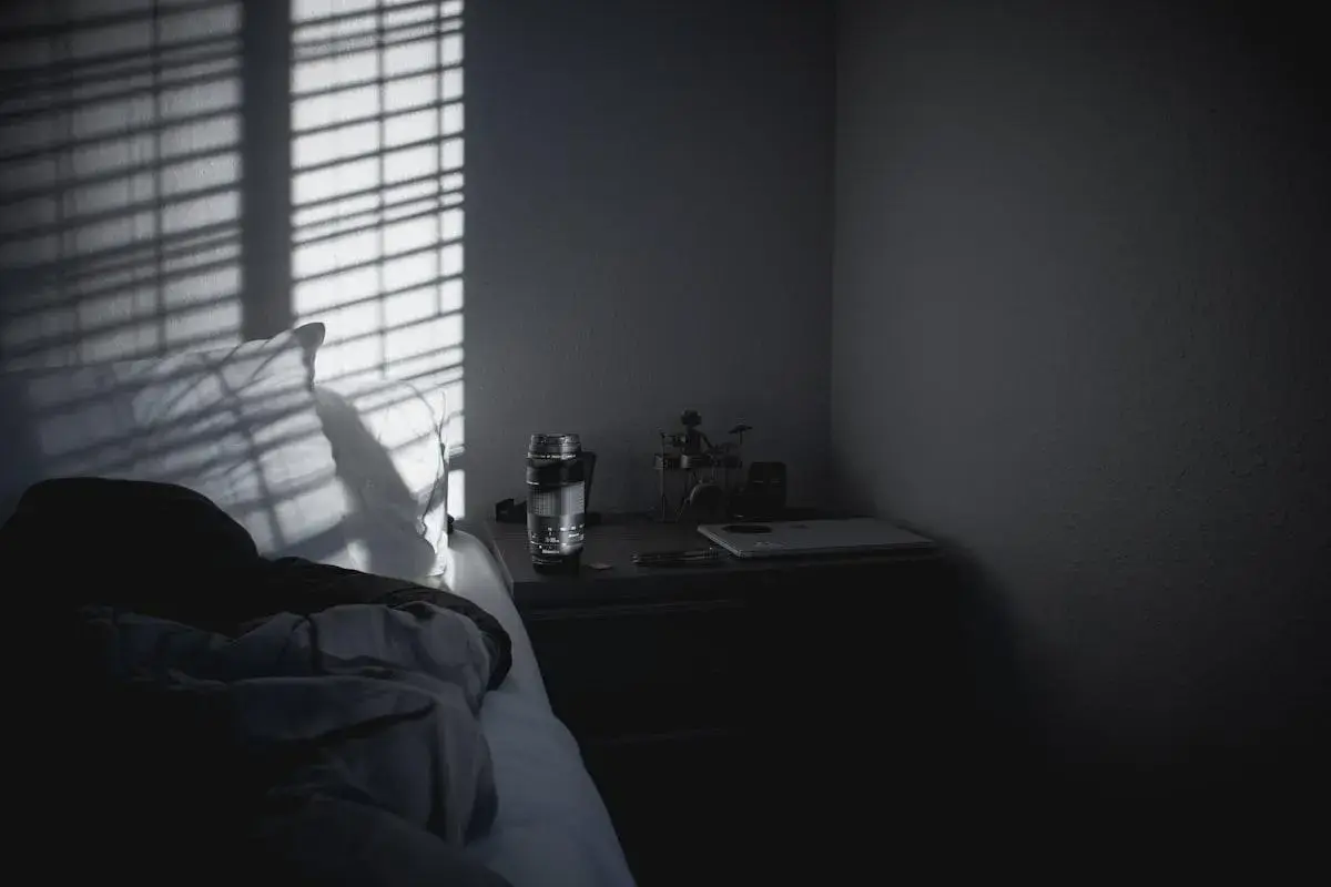 Inercia del sueño: cómo recuperar claridad mental al despertar