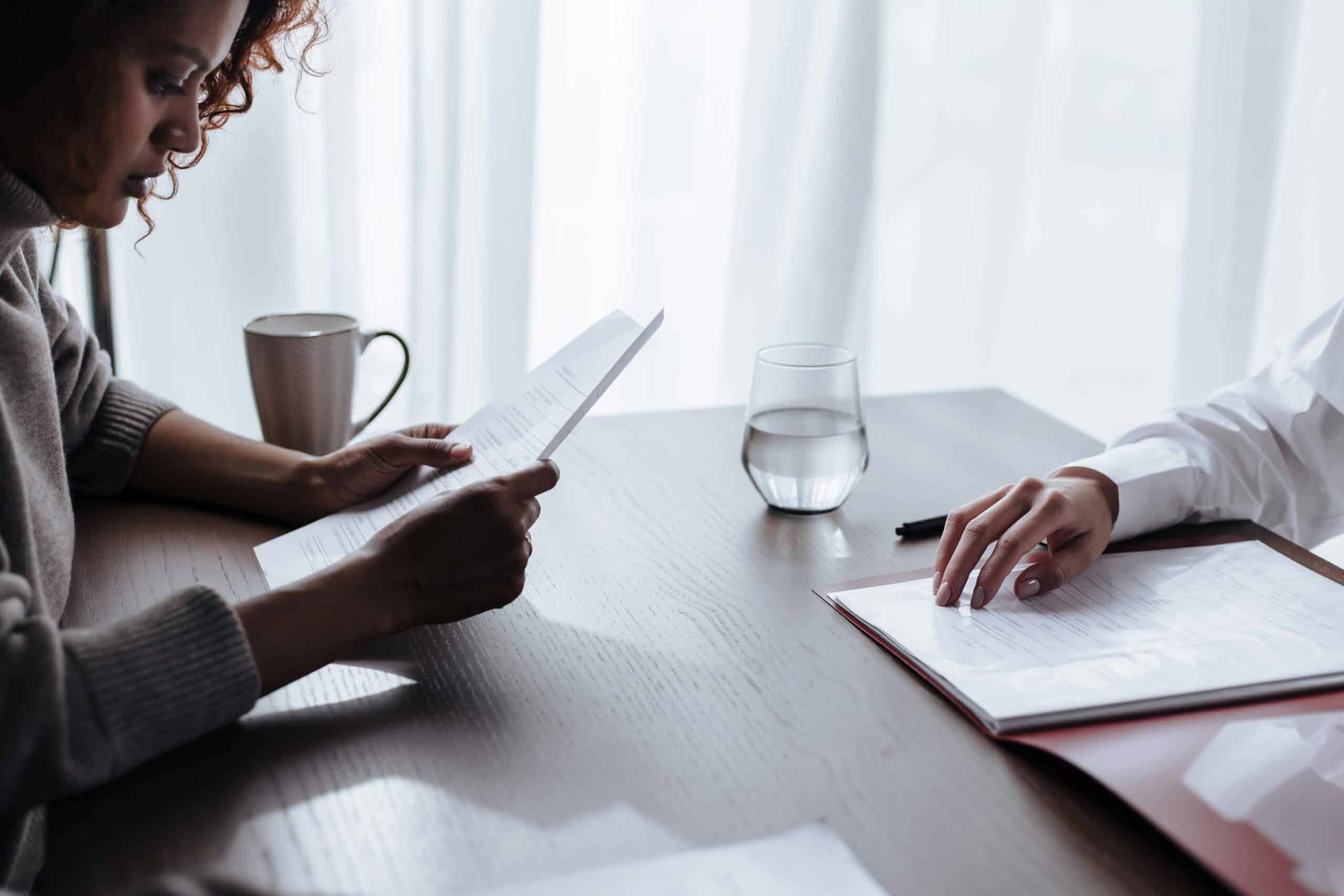 ¿Qué opciones laborales existen en trabajo social clínico? Conoce las alternativas en salud mental