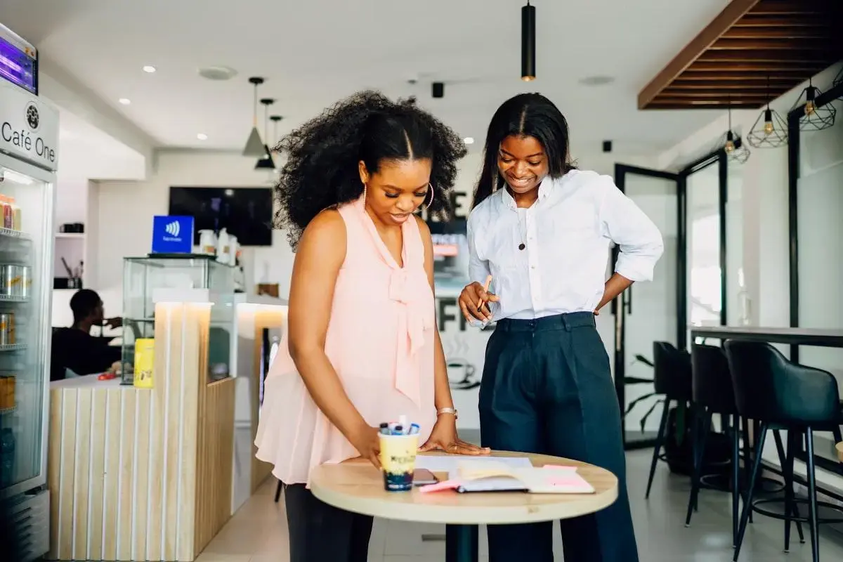 L’art de la persuasion : Building Confidence Through Communication