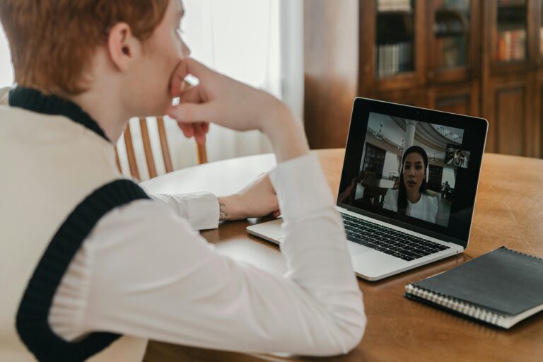 Managing Anxiety Attacks: Techniques and Professional Help