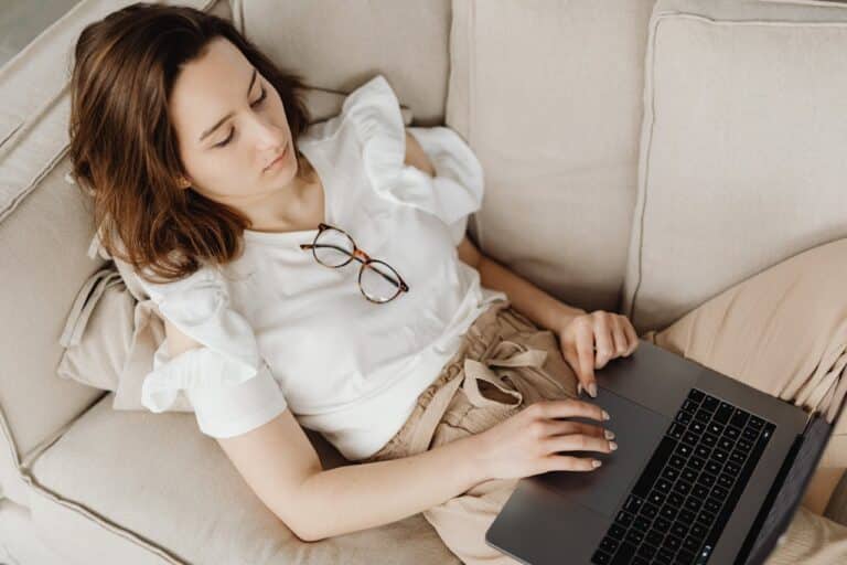 Procrastination and Anxiety: Why They Feed Each Other