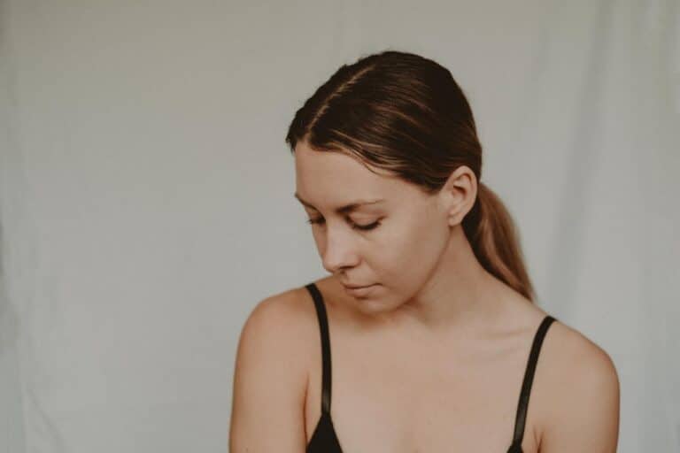 Compulsive Apologizing Reveals Childhood Wounds and Self-Worth