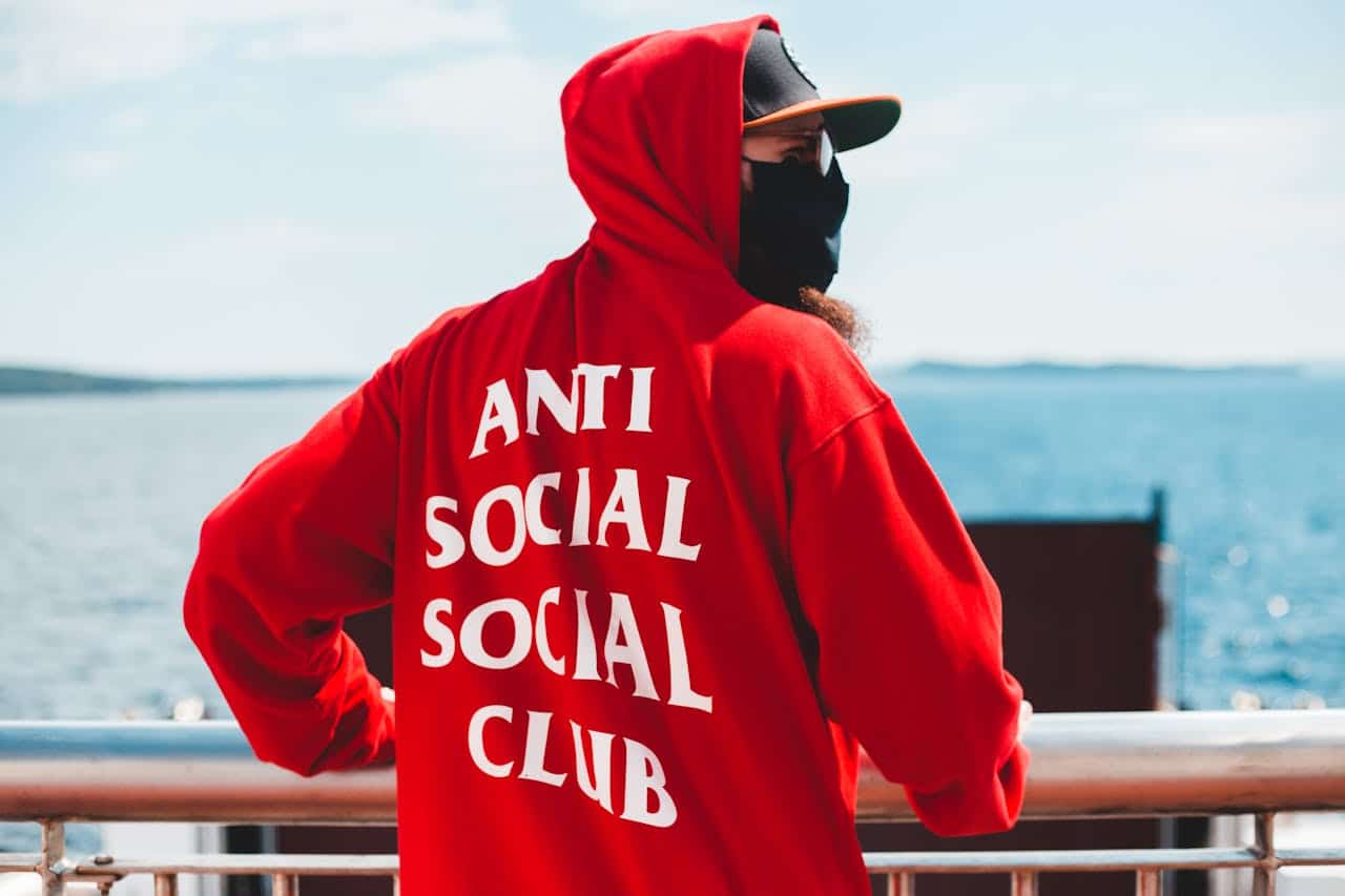 Trastorno de personalidad antisocial (ASPD) frente a psicopatía: las diferencias clínicas que importan
