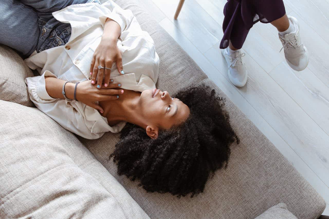 Les besoins en matière de santé mentale des communautés BIPOC : pourquoi la pénurie de thérapeutes nous affecte tous