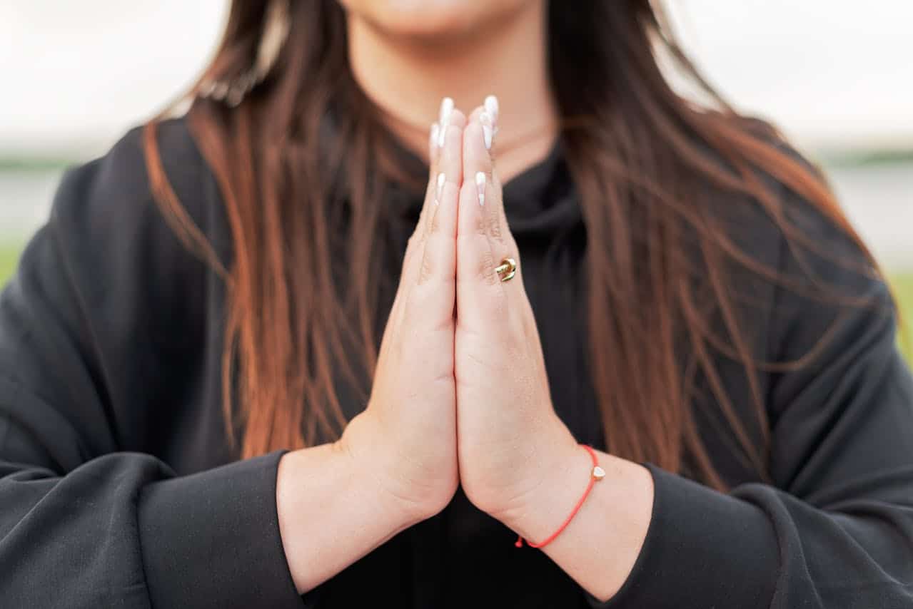 La práctica de la gratitud reconfigura tu cerebro: el secreto de la especificidad