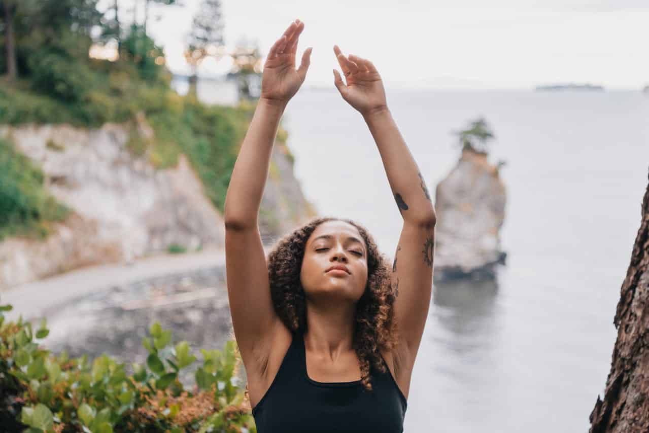 Pleine conscience ou méditation : quelle pratique soulage vos symptômes ?