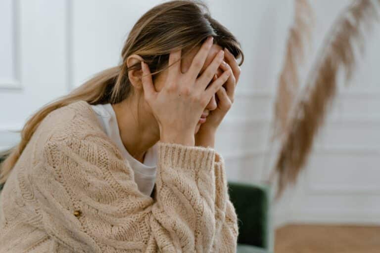 Anxiété liée à la périménopause : pourquoi les changements hormonaux sont souvent mal diagnostiqués