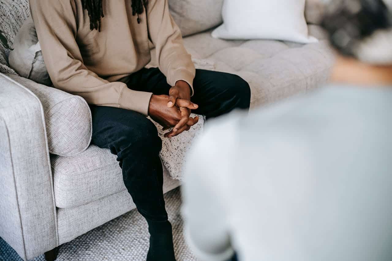 Unethical Therapist Warning Signs You Should Never Ignore