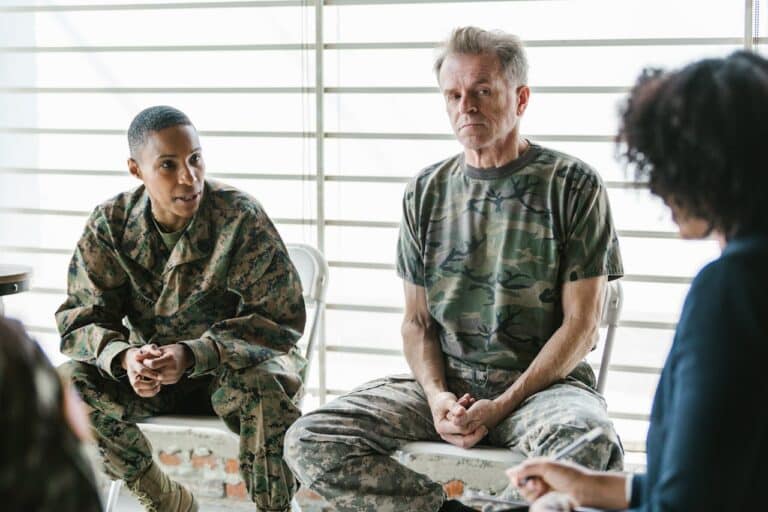 Retos de salud mental de los veteranos: por qué la transición parece imposible