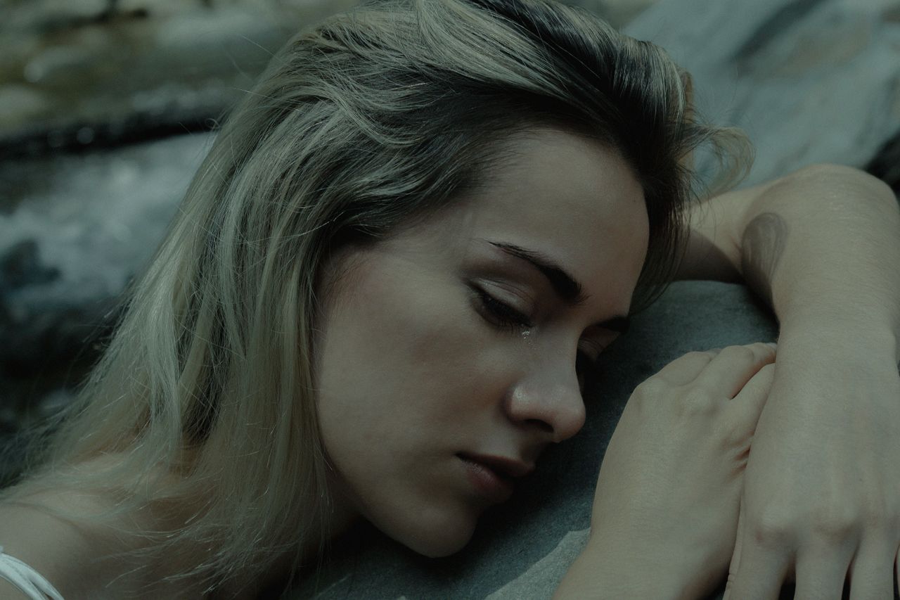 Emotional Suppression Signs: How to Finally Heal