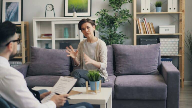 La verdadera razón por la que las palabras de la terapia se utilizan en tu contra