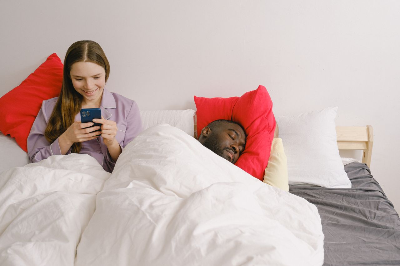 What Micro-Cheating Actually Is and Where It Ends