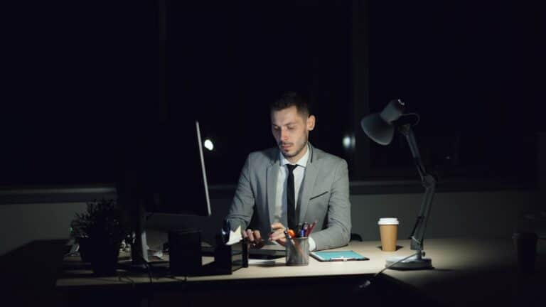 What Night Shifts Actually Do to Your Brain Over Time