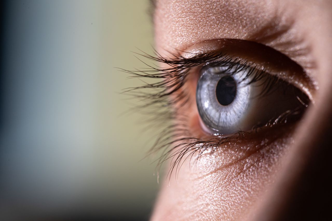 What Brainspotting Actually Does to Trauma Your Words Cannot Reach