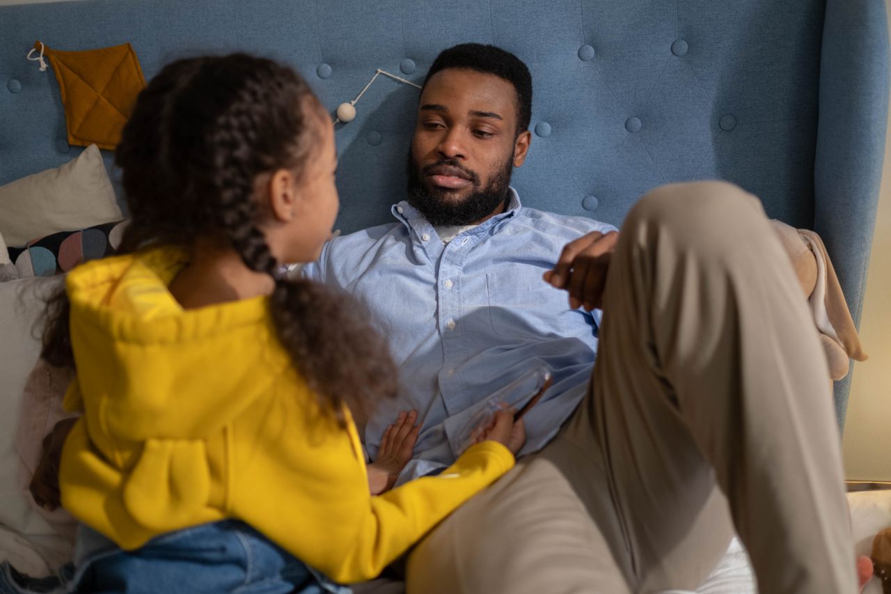 What an Emotionally Absent Father Does to His Daughter