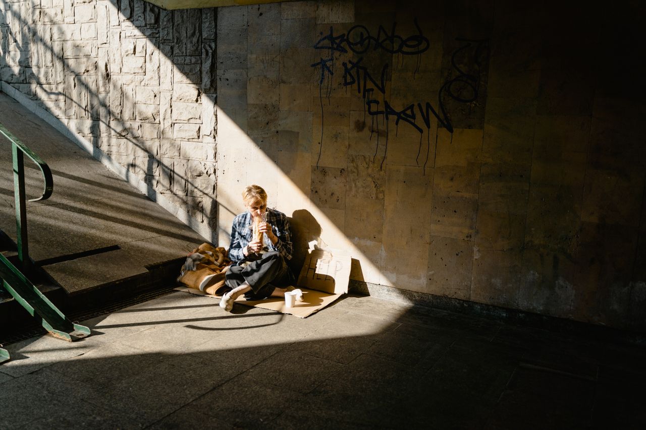 What Housing Insecurity Actually Does to Your Mind