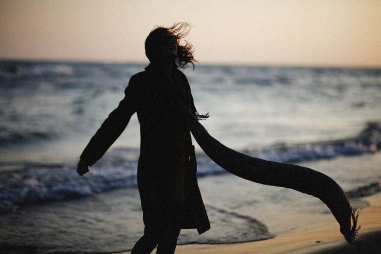 Why Blue Mind Theory Explains That Calm Near Water
