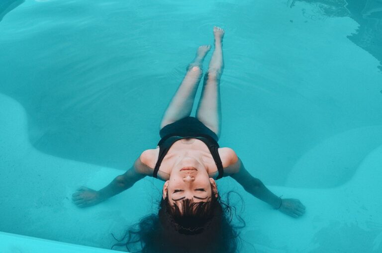What Float Tanks Actually Do to Anxiety, According to Research
