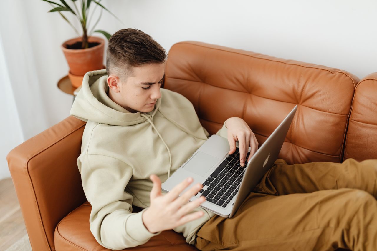 What Blended Care Actually Means Between Your Therapy Sessions